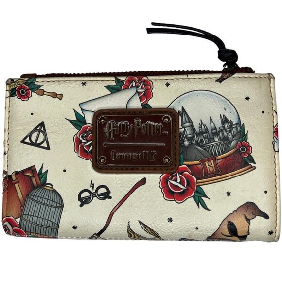 Loungefly Harry Potter Wallet - Picture 1 of 4